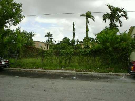 1942 N.W. 30 St., Miami, FL 33142 Photo 5