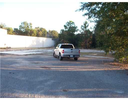 2033 East Pass Rd., Gulfport, MS 39501 Photo 4