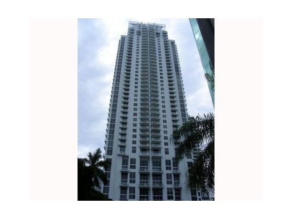 1050 Brickell Ave., Miami, FL 33131 Photo 2